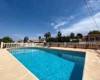 Арендовать - Villa - Torrevieja - Los Balcones - Los Altos del Edén