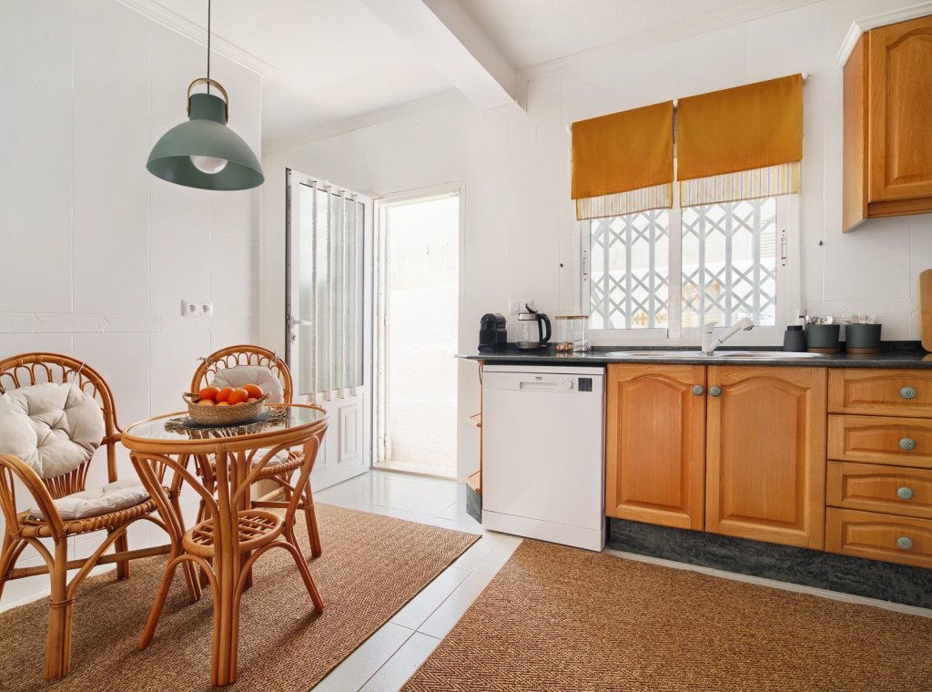 Арендовать - Villa - Torrevieja - Nueva Torrevieja - Aguas Nuevas