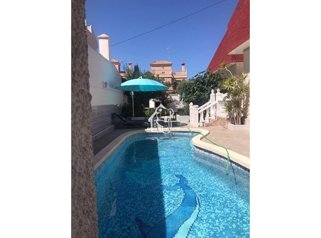Арендовать - Villa - Torrevieja - Playa de los Locos