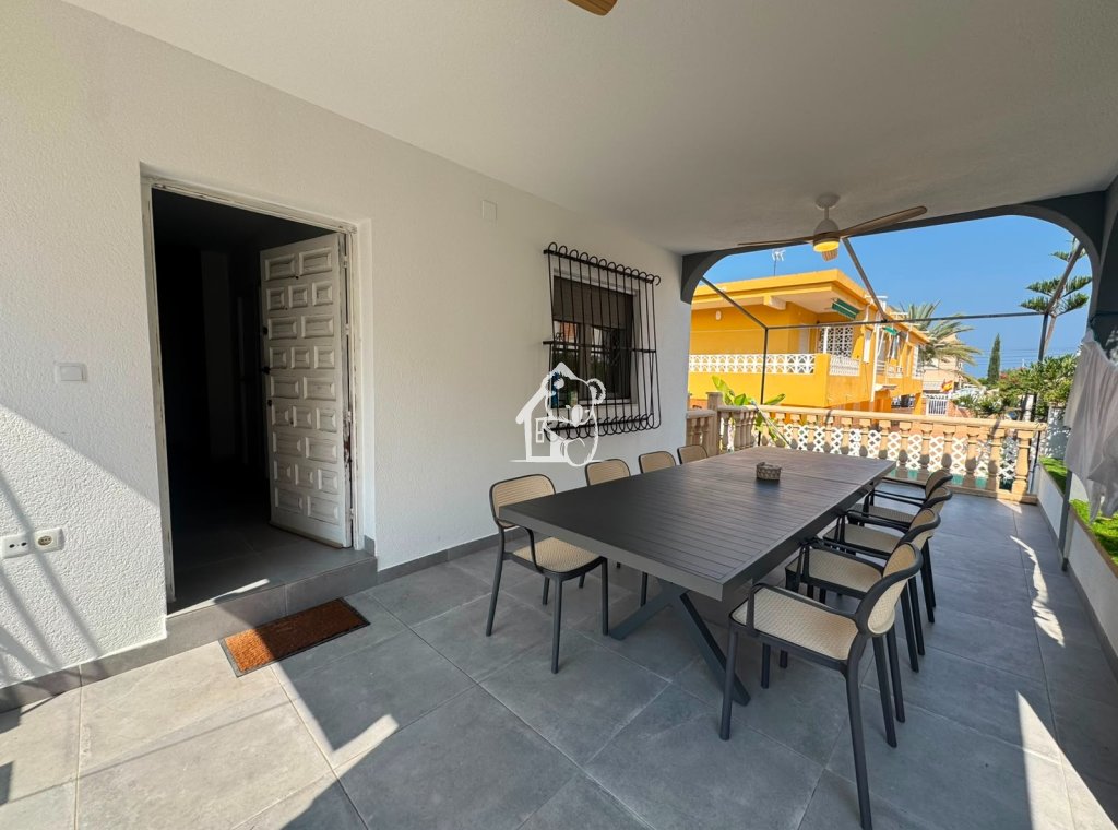 Арендовать - Villa - Torrevieja - Torrelamata - La Mata