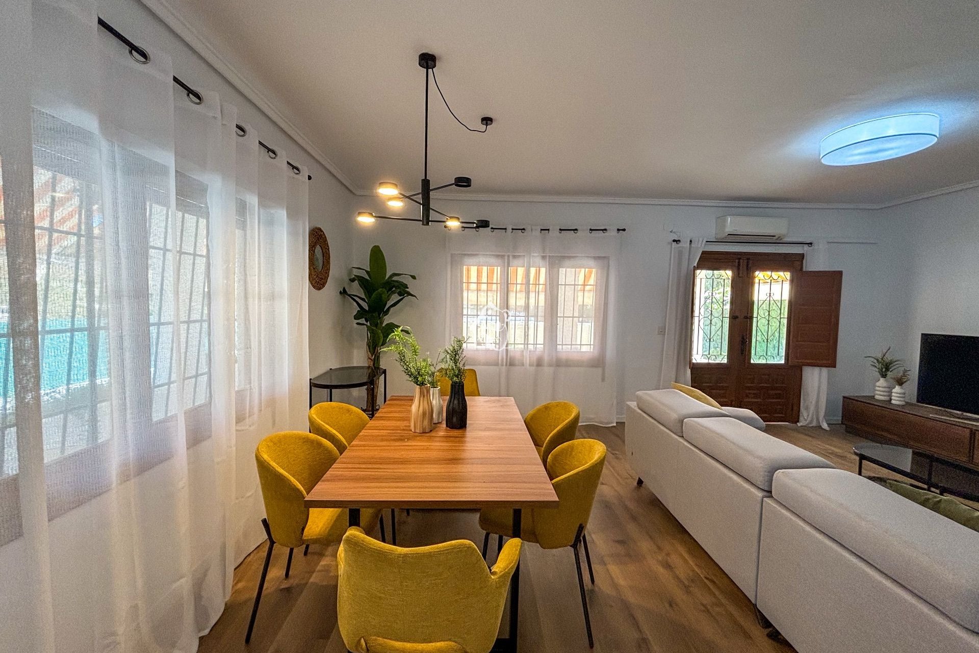 Арендовать - Villa - Torrevieja - Torrevieja Centro