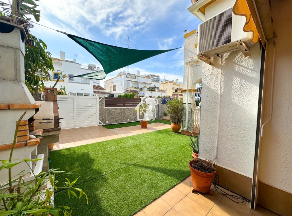 Арендовать - Villa - Torrevieja