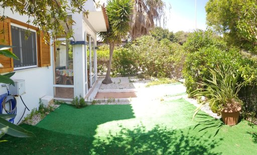 Bungalow - Alquiler - Mil Palmeras - Mil Palmeras