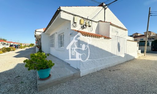 Herenhuis - Lange Termijn Verhuur - Torrevieja - La Siesta - El Salado -  Torreta