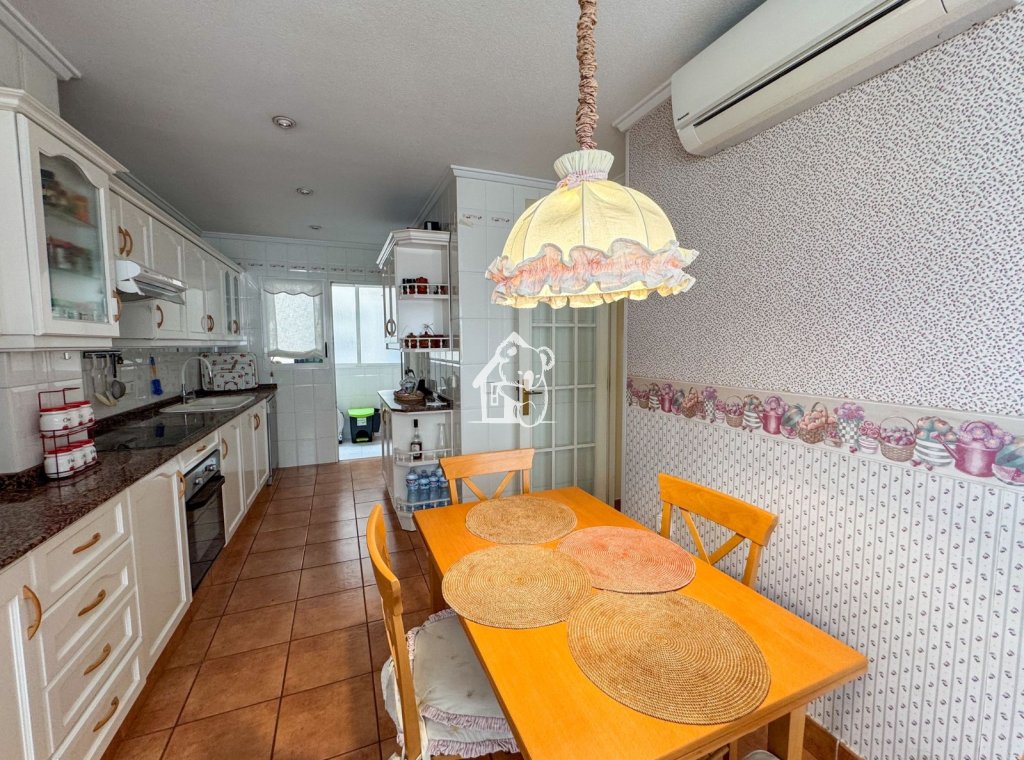 Herverkoop - Appartement / flat - Torrevieja - Torrevieja Centro