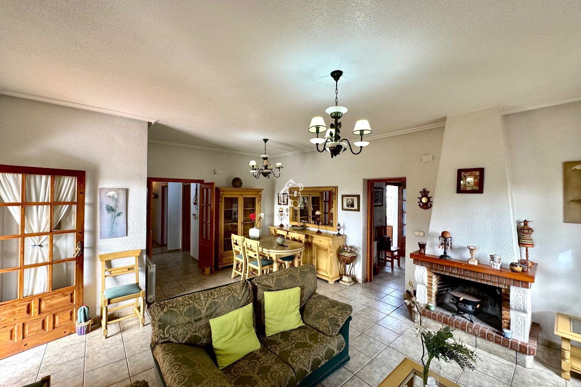 Herverkoop - Villa - Daya Nueva