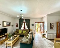 Herverkoop - Villa - Daya Nueva