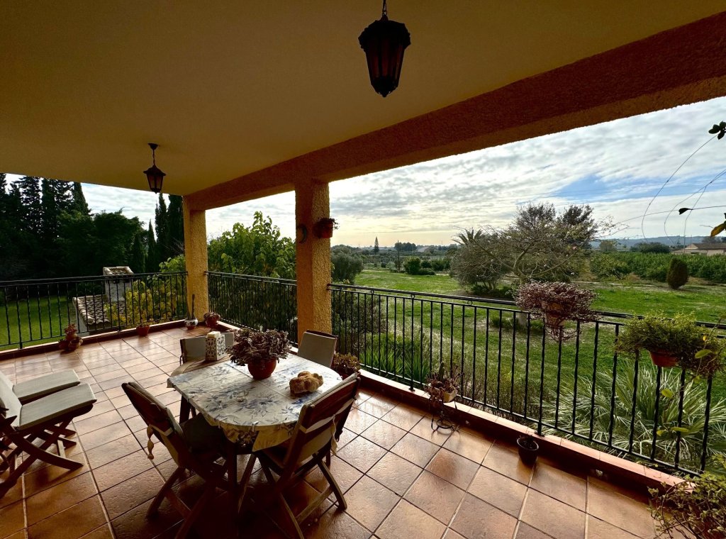 Herverkoop - Villa - Daya Nueva