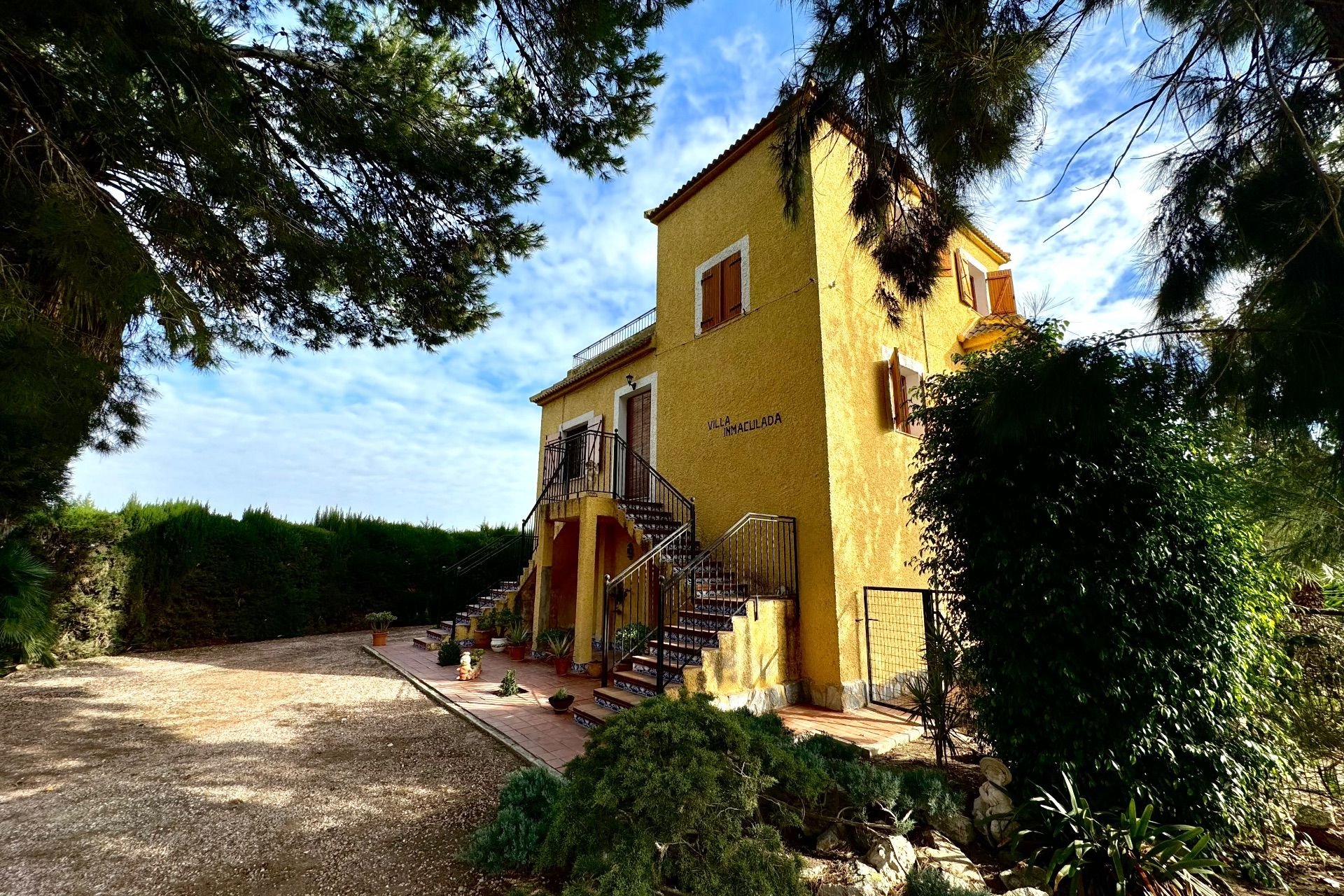 Herverkoop - Villa - Daya Nueva