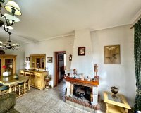 Herverkoop - Villa - Daya Nueva