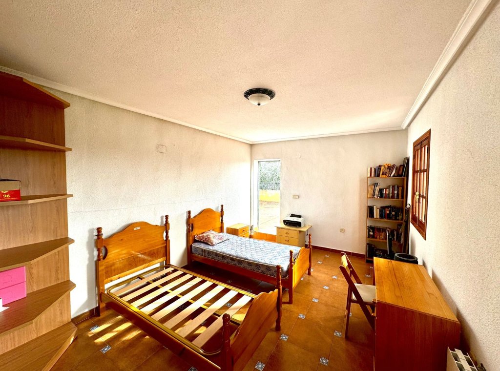 Herverkoop - Villa - Daya Nueva