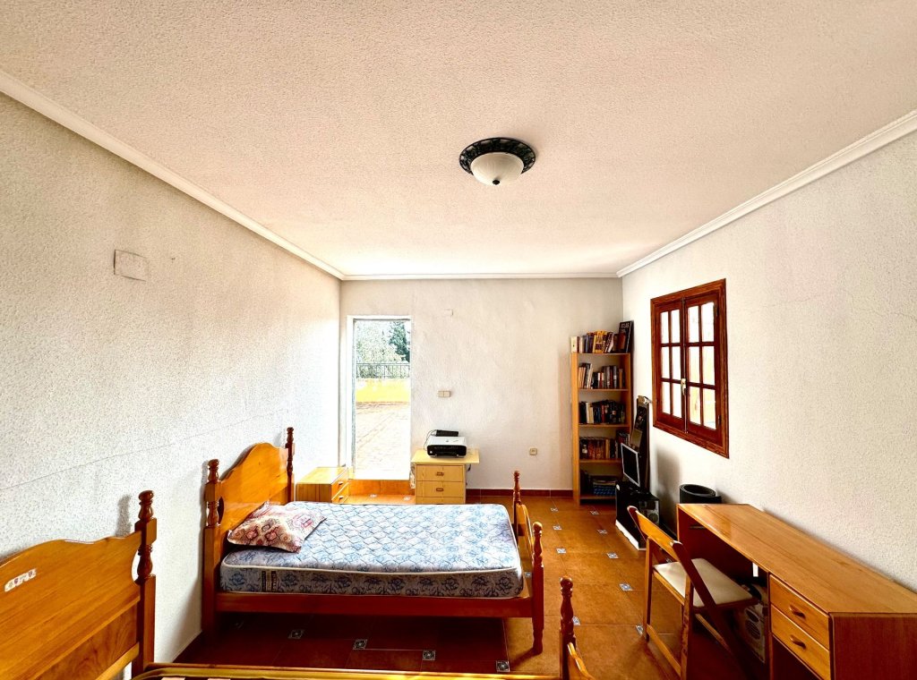 Herverkoop - Villa - Daya Nueva