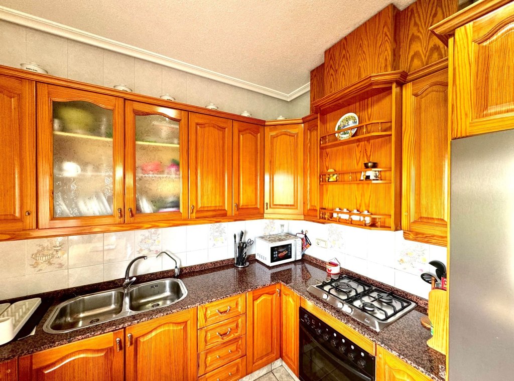 Herverkoop - Villa - Daya Nueva