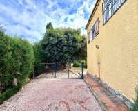 Herverkoop - Villa - Daya Nueva
