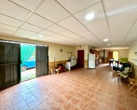 Herverkoop - Villa - Daya Nueva