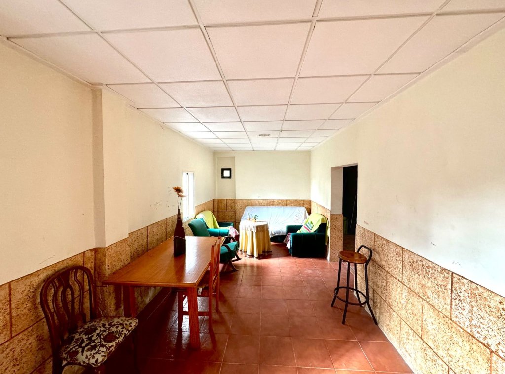 Herverkoop - Villa - Daya Nueva