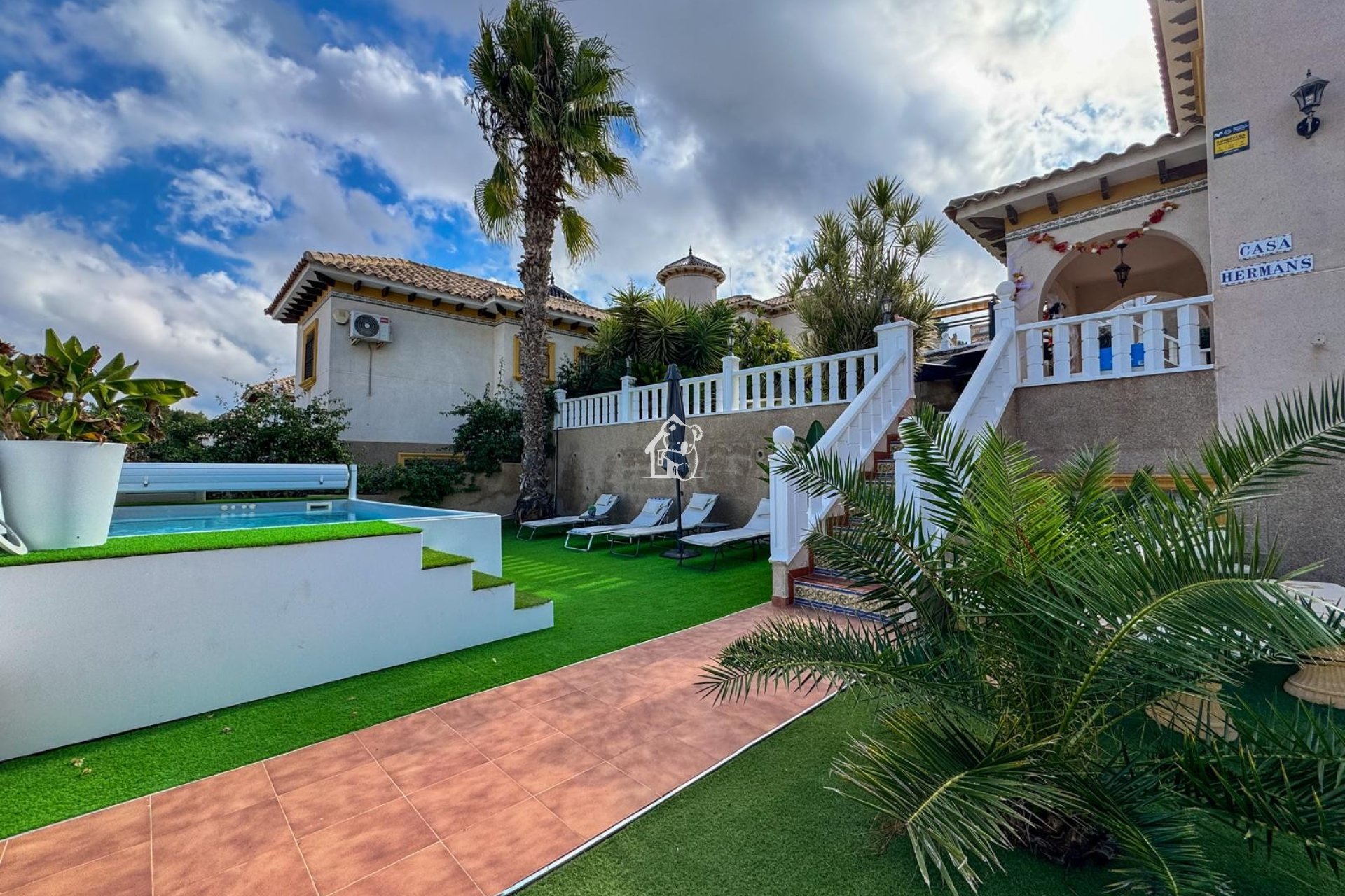 Herverkoop - Villa - Orihuela Costa - Villamartín