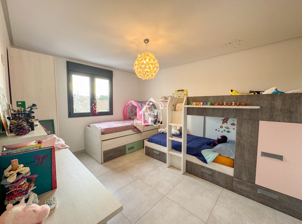 Herverkoop - Villa - Torrevieja - La Siesta - El Salado -  Torreta