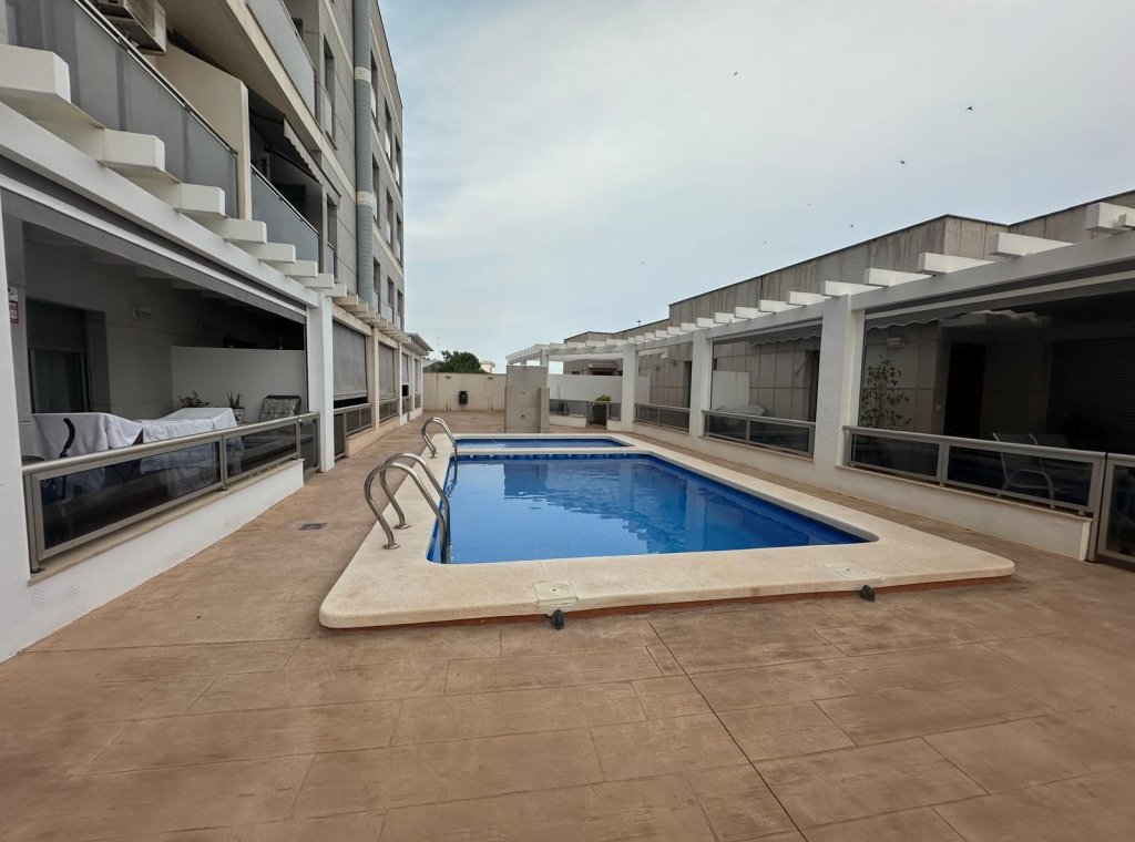 Lange Termijn Verhuur - Appartement / flat - Almoradí