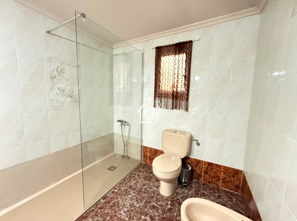 Lange Termijn Verhuur - Appartement / flat - Guardamar del Segura