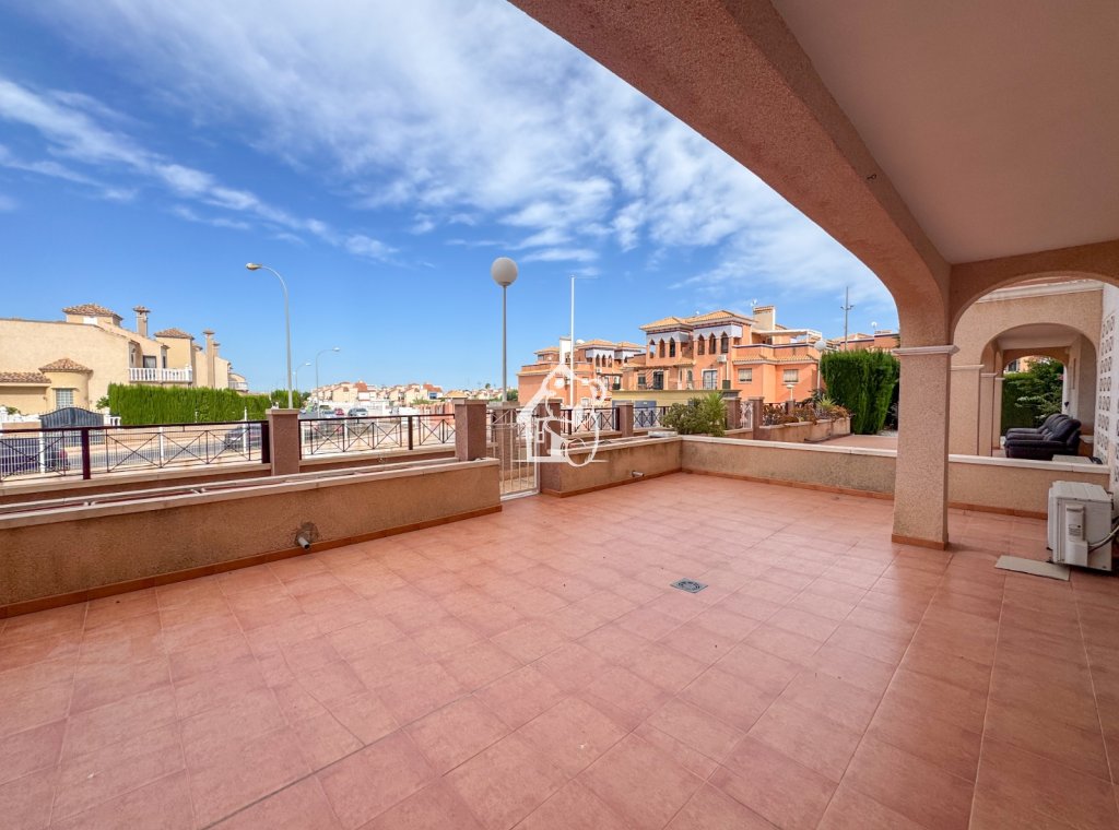 Lange Termijn Verhuur - Appartement / flat - Orihuela Costa - Cabo roig - La Zenia