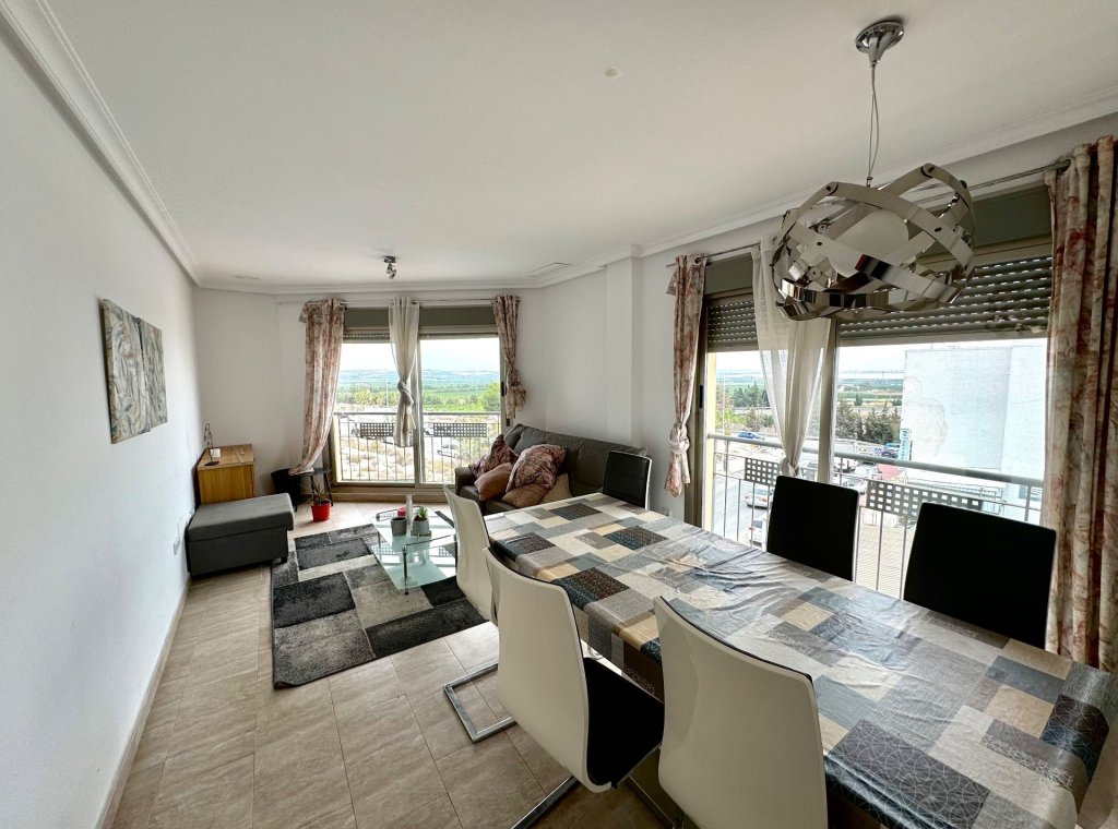 Lange Termijn Verhuur - Appartement / flat - San Miguel de Salinas