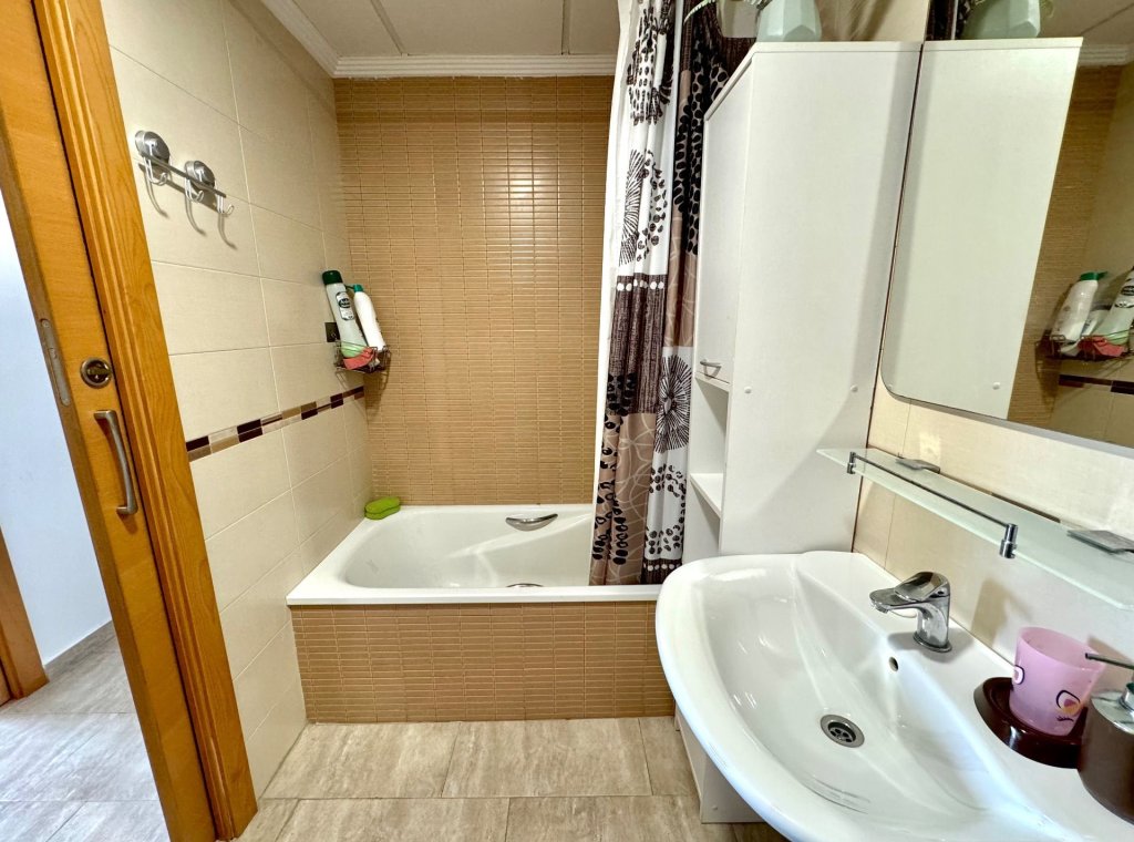 Lange Termijn Verhuur - Appartement / flat - San Miguel de Salinas