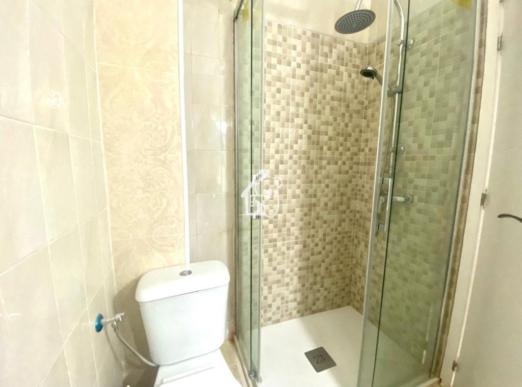 Lange Termijn Verhuur - Appartement / flat - Torrevieja - Centro