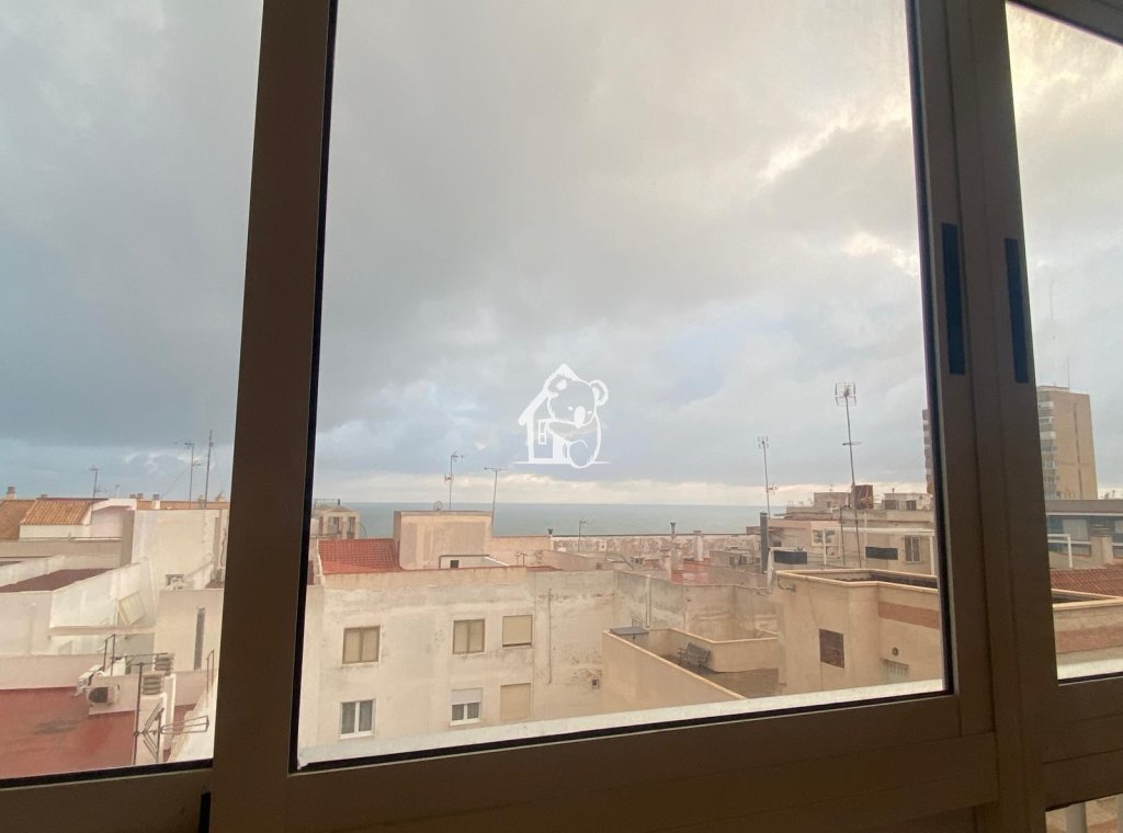 Lange Termijn Verhuur - Appartement / flat - Torrevieja - Centro