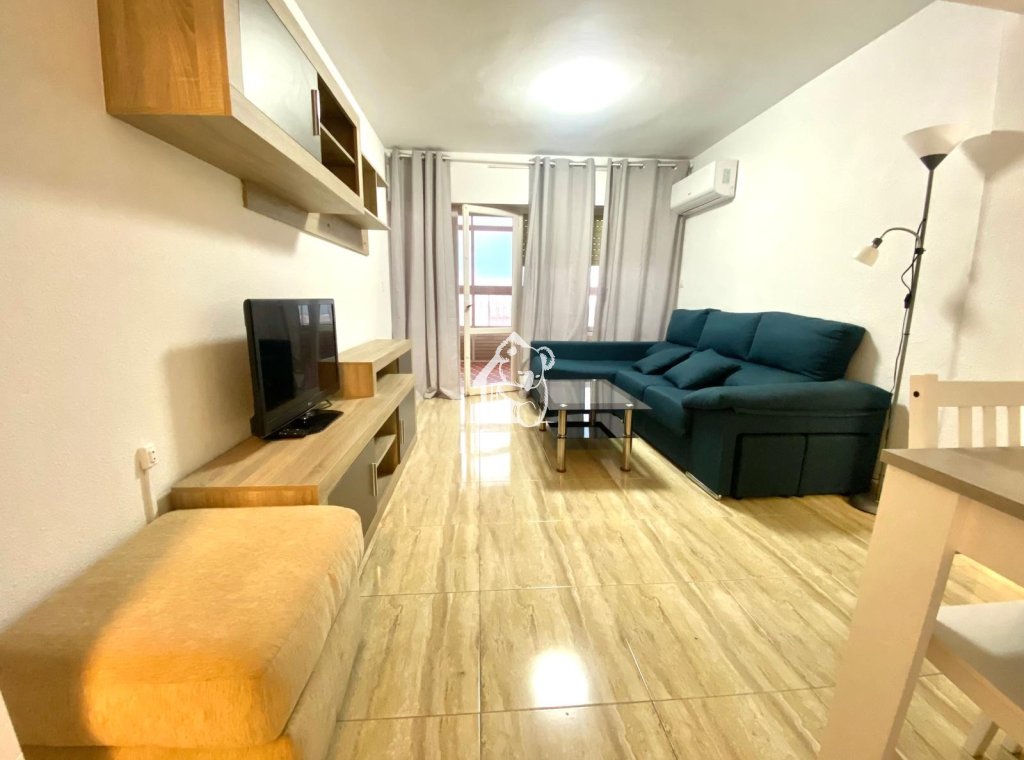 Lange Termijn Verhuur - Appartement / flat - Torrevieja - Centro