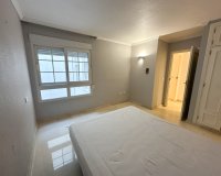 Lange Termijn Verhuur - Appartement / flat - Torrevieja - Centro