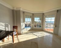 Lange Termijn Verhuur - Appartement / flat - Torrevieja - Centro