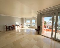 Lange Termijn Verhuur - Appartement / flat - Torrevieja - Centro