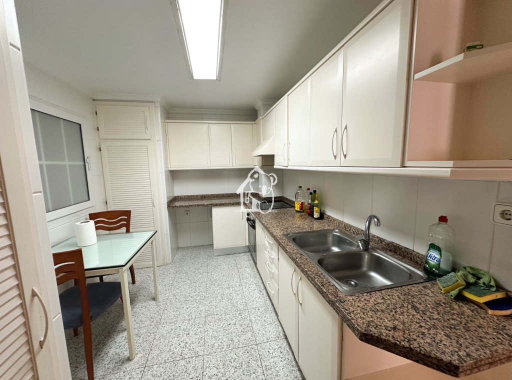 Lange Termijn Verhuur - Appartement / flat - Torrevieja - Centro