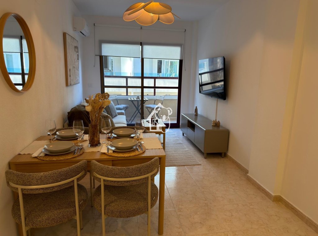 Lange Termijn Verhuur - Appartement / flat - Torrevieja - Centro