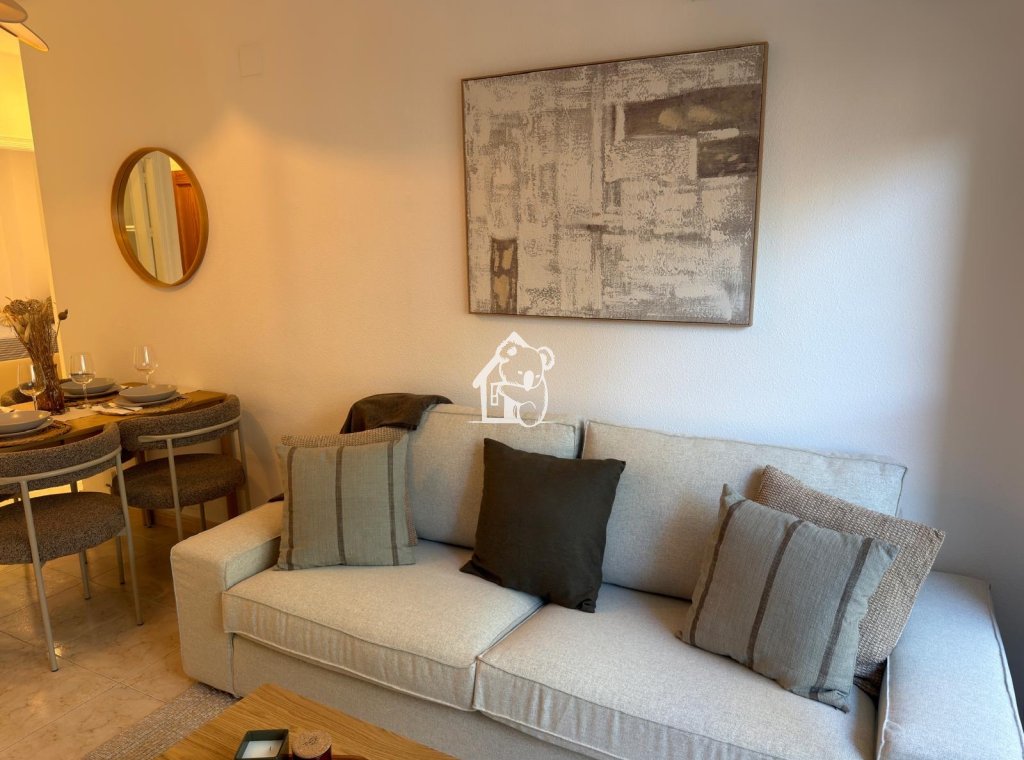 Lange Termijn Verhuur - Appartement / flat - Torrevieja - Centro