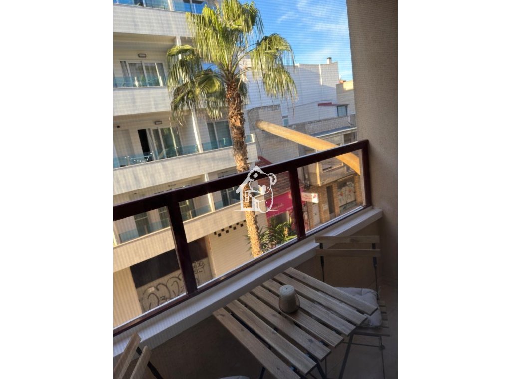 Lange Termijn Verhuur - Appartement / flat - Torrevieja - Centro