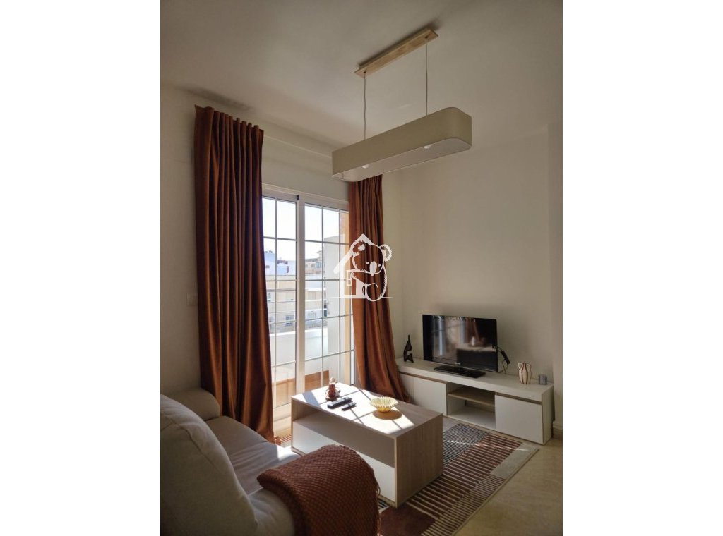 Lange Termijn Verhuur - Appartement / flat - Torrevieja - Centro