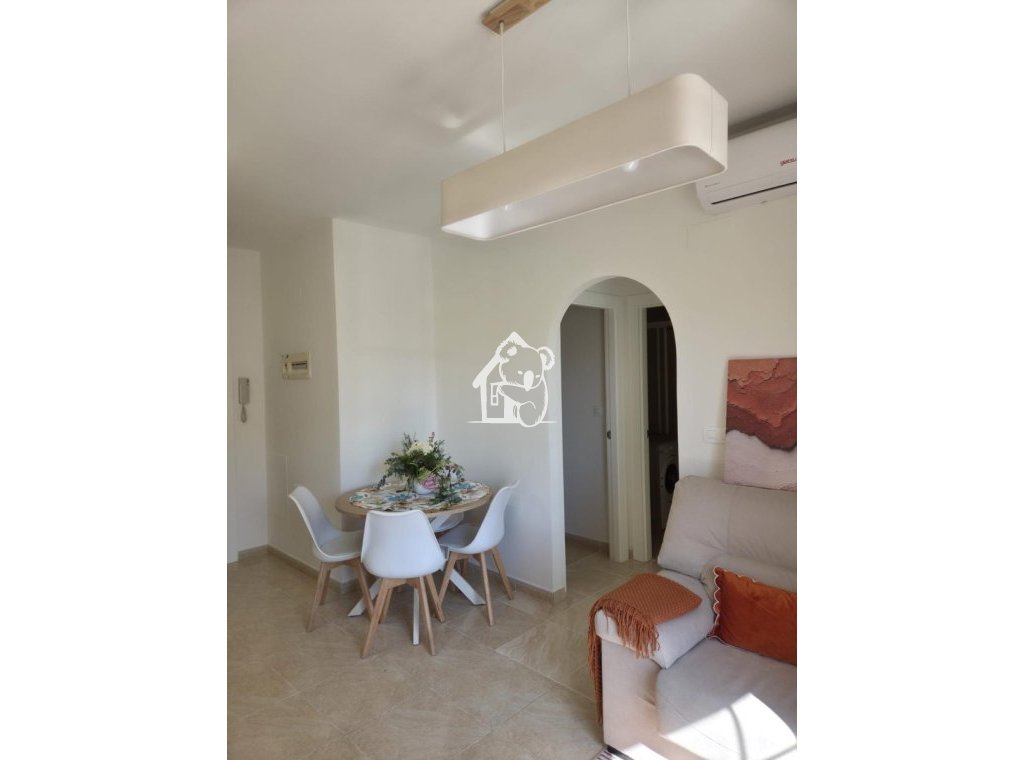 Lange Termijn Verhuur - Appartement / flat - Torrevieja - Centro