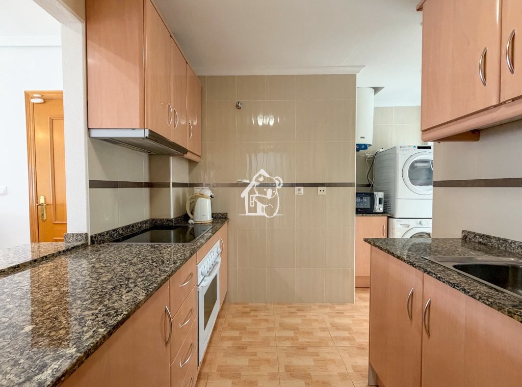 Lange Termijn Verhuur - Appartement / flat - Torrevieja - Centro