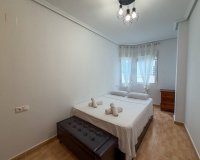Lange Termijn Verhuur - Appartement / flat - Torrevieja - Centro
