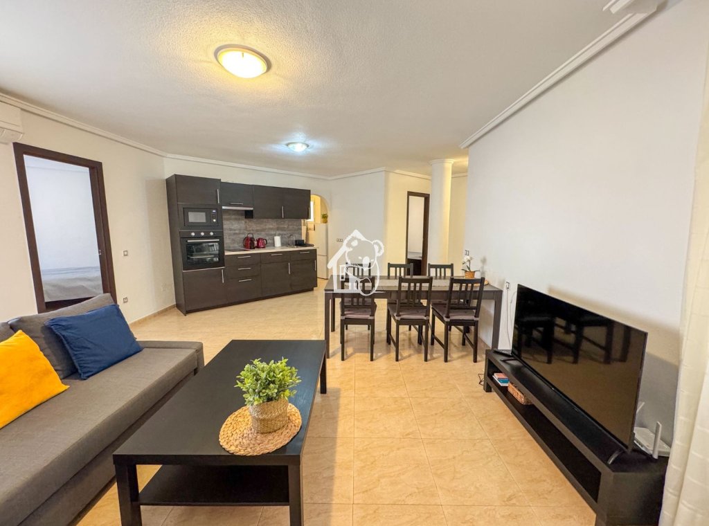 Lange Termijn Verhuur - Appartement / flat - Torrevieja - Centro