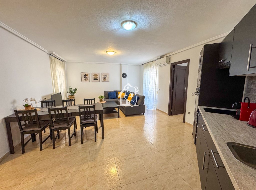 Lange Termijn Verhuur - Appartement / flat - Torrevieja - Centro