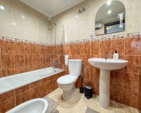 Lange Termijn Verhuur - Appartement / flat - Torrevieja - Centro