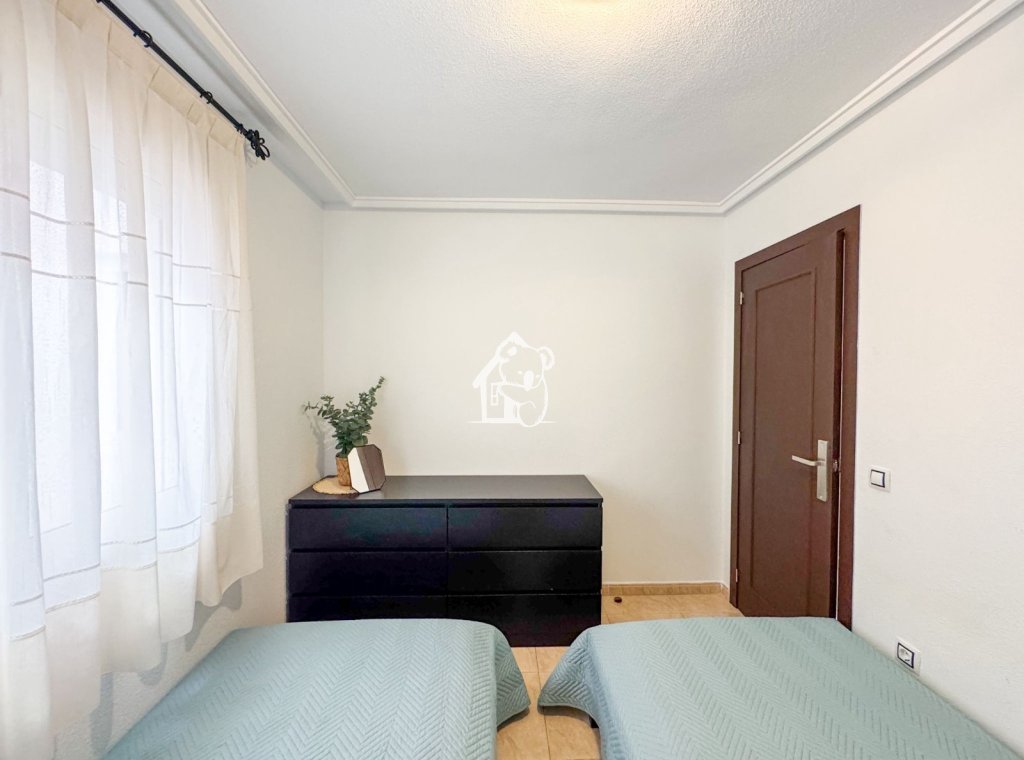 Lange Termijn Verhuur - Appartement / flat - Torrevieja - Centro