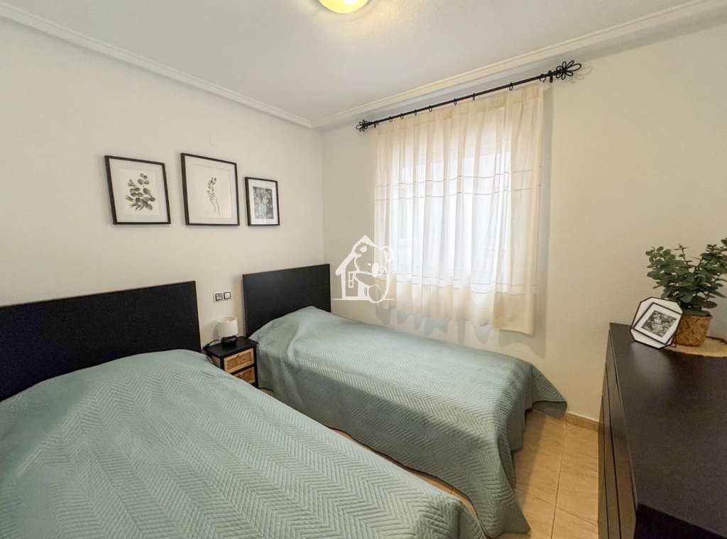 Lange Termijn Verhuur - Appartement / flat - Torrevieja - Centro