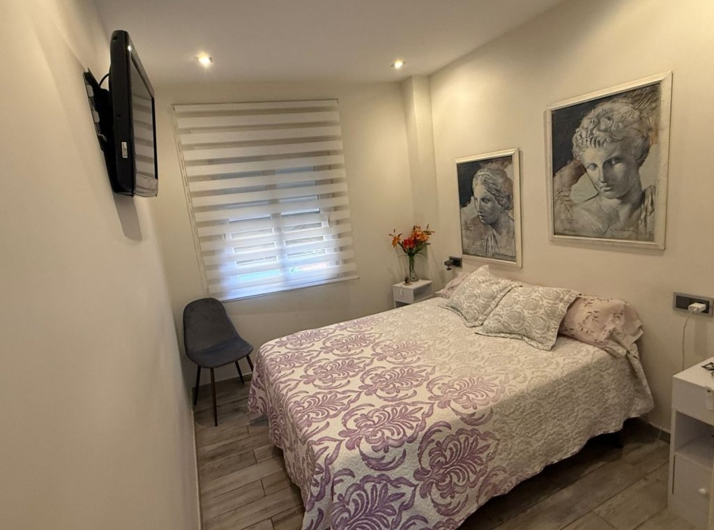 Lange Termijn Verhuur - Appartement / flat - Torrevieja - Centro