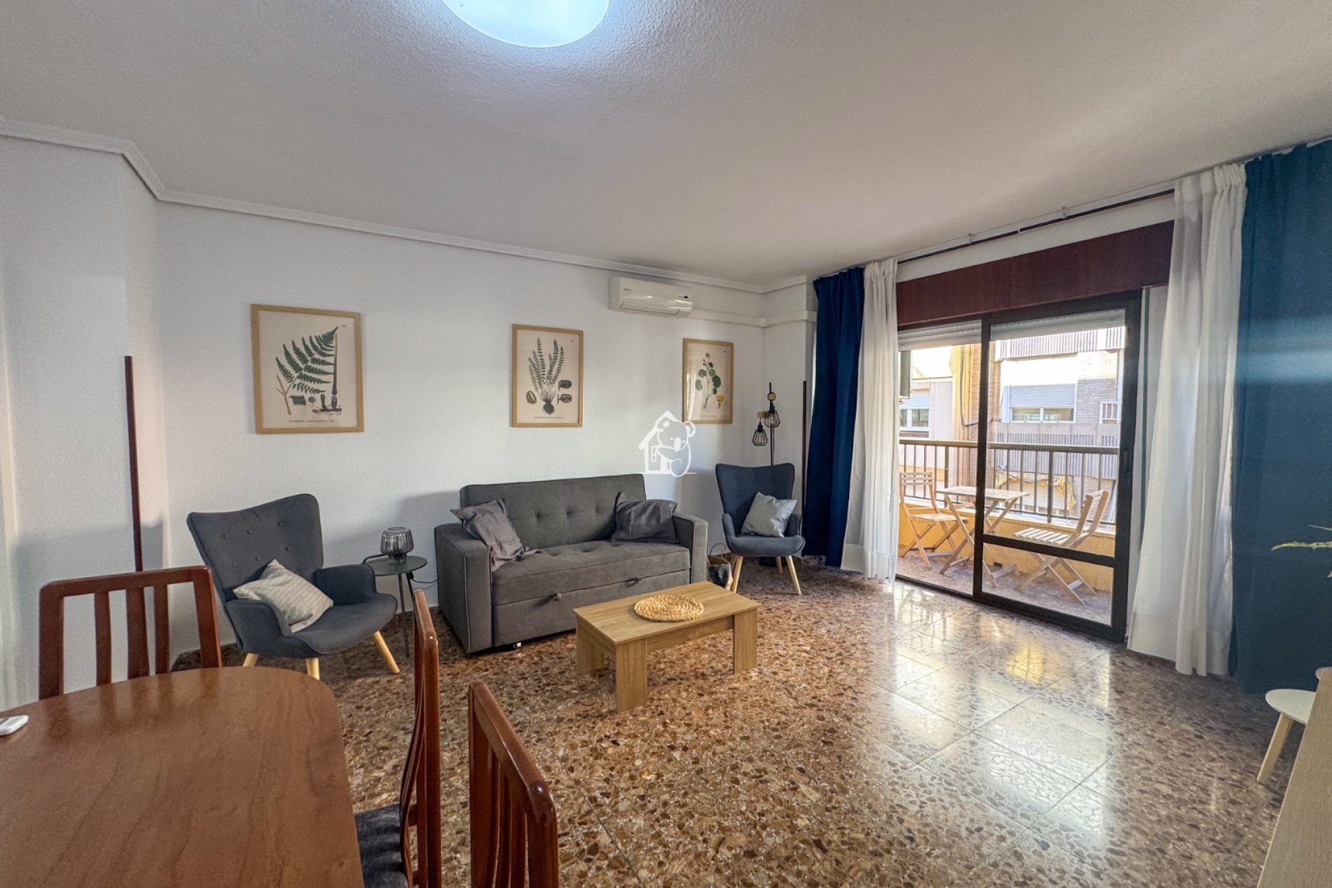 Lange Termijn Verhuur - Appartement / flat - Torrevieja - Centro