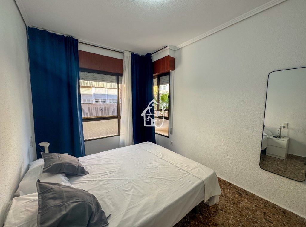 Lange Termijn Verhuur - Appartement / flat - Torrevieja - Centro