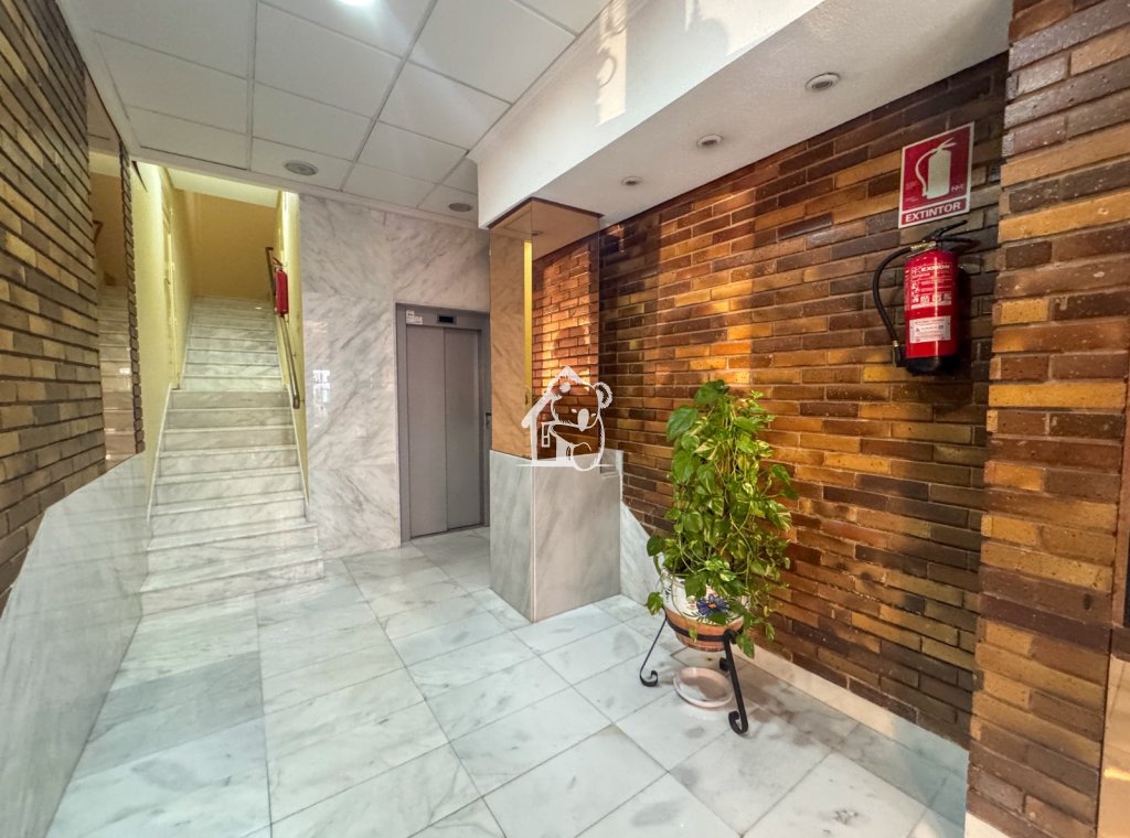 Lange Termijn Verhuur - Appartement / flat - Torrevieja - Centro